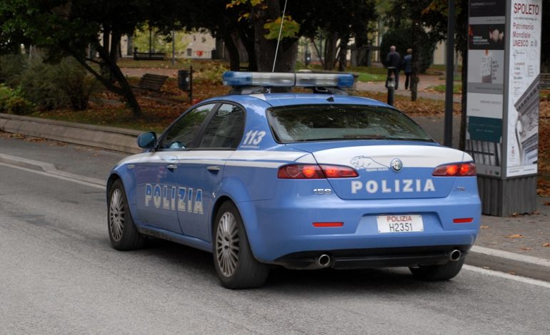 Shqiptari punonte BARIST në Milano, por kur iu fut policia në shtëpi për kontroll, u tmerruan nga ato që gjetën…