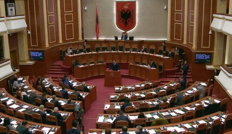 Miratohet në parim projektligji për Vetting në polici