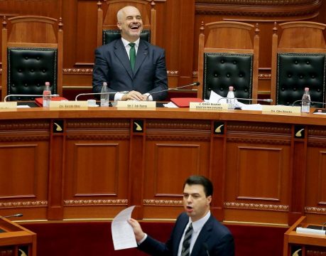 Si gënjeu hapur dje Basha në Parlament/ Përgjigja e detyruar që i dha prokurori italian De Raho!