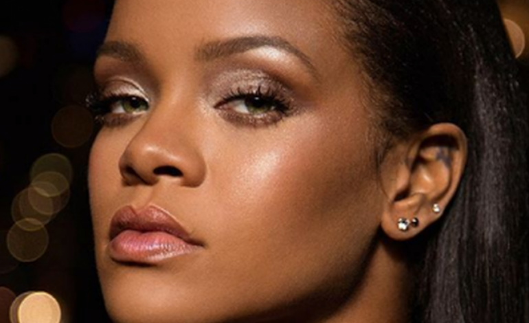Rihanna feston sot 30 vjetorin, por bën një deklaratë që i ka çuditur të gjithë (FOTO)