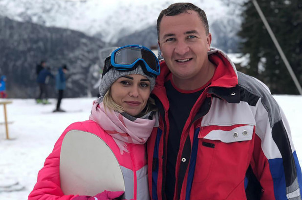 Rrëzimi i avionit në Rusi/ Çifti me fat, vendimi i minutës së fundit që i shpëtoi nga vdekja