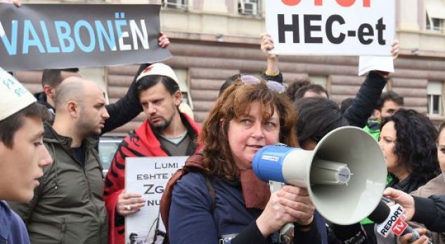 Dalin në protestë, aktivistët pro Valbonës paditen nga kompanitë koncensionare të HEC