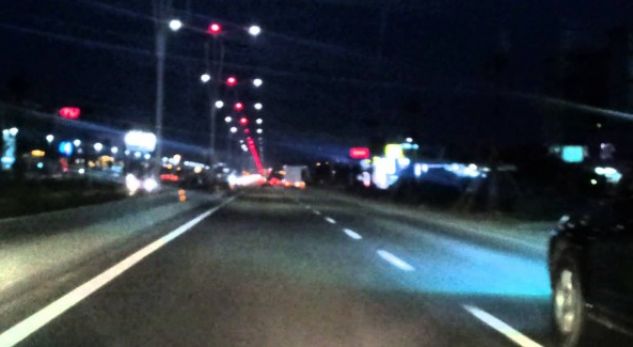 Gjashtë makina lënë gomat në autostradën Tiranë Durrës…”Shyqyr që shpëtova kokën”