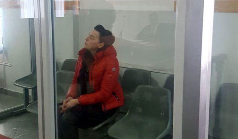 Dentistja që mashroi biznesmenët me 2 MILIONE euro rikthehet në realitet. FOTOT pas hekurave