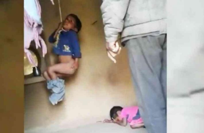 TRAGJIKE/ I var me litar, babai “monstër” rreh mizorisht fëmijët (FOTO)