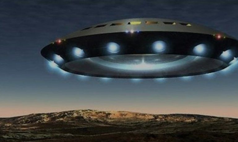 Alarmojnë shkencëtarët: UFO-t do të shkatërrojnë Tokën me …