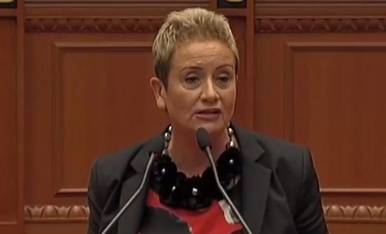 VALENTINA DUKA/ Si po rrënohet autonomia financiare dhe akademike e universiteteve