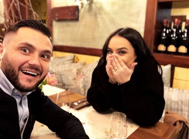 E mohoi deri në fund por u dorëzua! Xhensila Myrtezaj konfirmon shtatzëninë: Na zbuluan… (FOTO)
