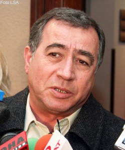 FIQIRI XIBRI/ Qeveria e mprehu shpatën – letër deputetëve