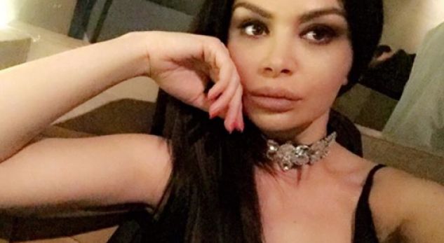 Zanfina me poza provokuese tregon linjat seksi (FOTO)