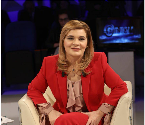 AFERA E RRUGËVE/ Kryemadhi: Xhika “kurban” i konfliktit Gjiknuri-Balla (VIDEO)