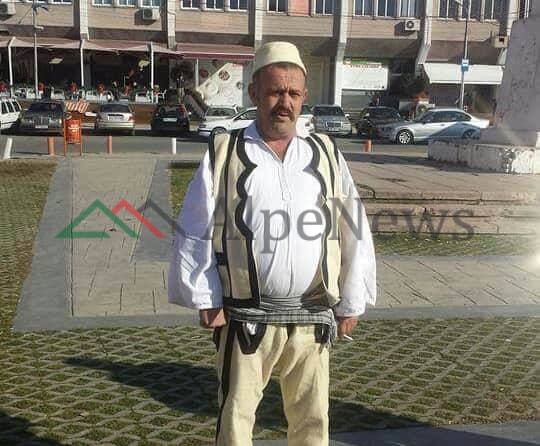 SKANDALI/ Kush është Hoxha “QEJFLI” që prekte e puthte gratë në vendet intime (BISEDAT)