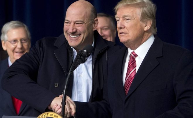 Trumpin e braktis një tjetër person i rëndësishëm, jep dorëheqjen këshilltari ekonomik