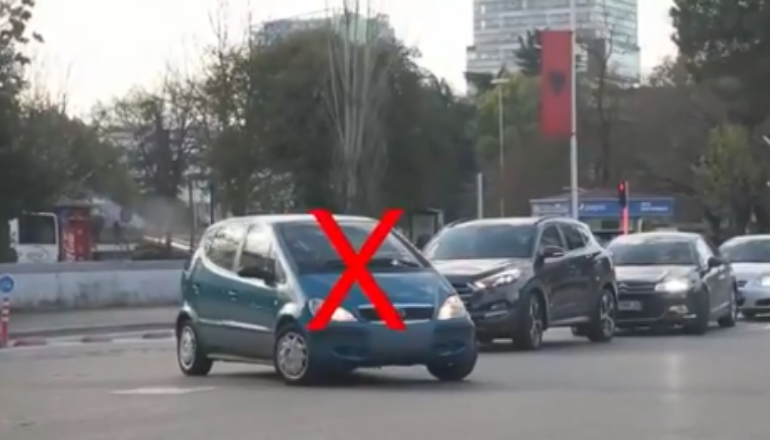 VIDEO/ Aksion gjobash nga policia e Tiranës, ja gabimi që s’duhet të bëjnë më shoferët