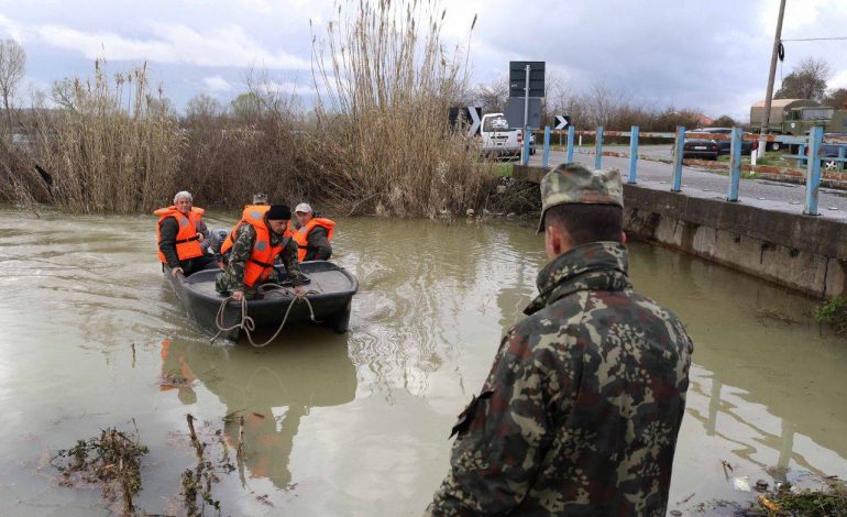 PËRMBYTJET/ Shkodranët s’durojnë më: Të shpallim autonominë, ta menaxhojmë vetë situatën