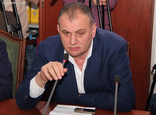 Aksidenti me vdekje në autostradë, Gjykata e Tiranës jep vendimin për ish deputetin Aqif Rakipi