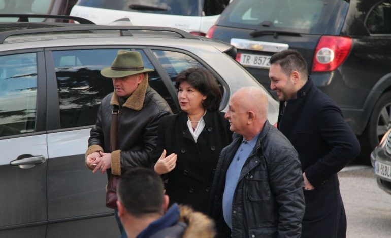 MBLEDHJA E KRYESISË/ Basha propozon ngritjen e një grupi proaktiv (Emrat dhe misioni)