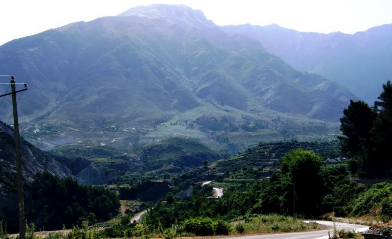 SKANDALI me prodhimin e “Ujit Mineral”/ Biznesmenin nga Vlora e fundos falsifikimi i etiketave