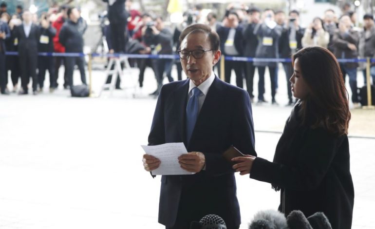 Seul/ Prokurorët kërkojnë arrestimin e ish presidentes Lee Myung-bak