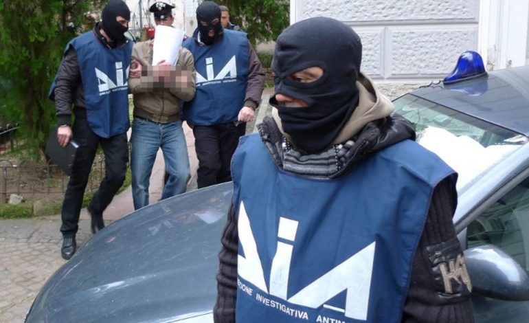 RAPORTI I ANTI MAFIAS ITALIANE: Grupet shqiptare në aleancë me organizatat mafioze