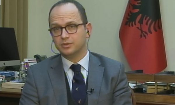 Dëbimi i diplomatëve rusë, Bushati: Vendimi në koordinim me NATO-n