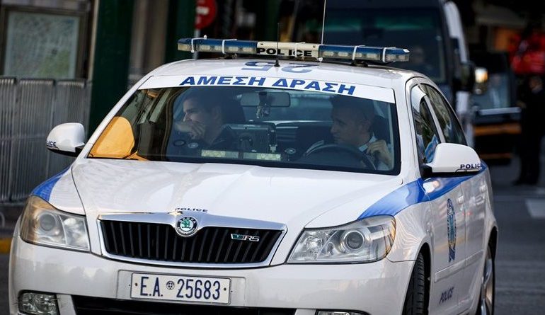 Thik në zemër dhe në bark/ 19-vjeçari vritet përpara syve të së dashurës
