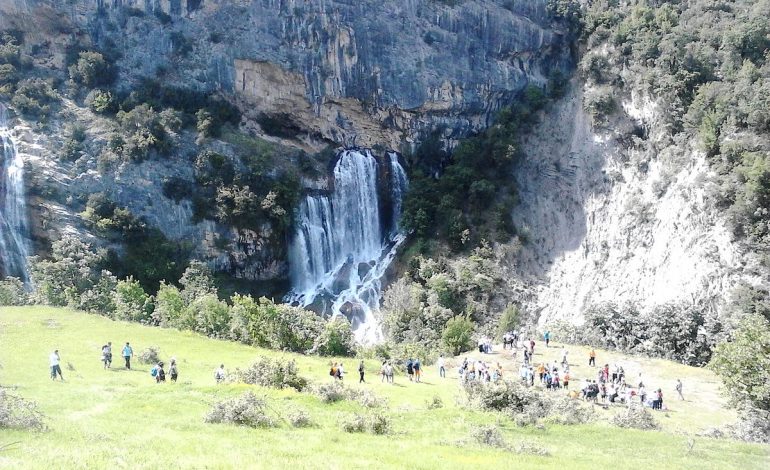 Delta Force dhe zjarrfikëse drejt Gjirokastrës/ Një grup alpinistësh janë bllokuar në Malin e Sotirës