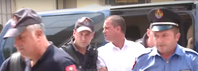 Kriminalitet dhe politikë/ Përse në qarkun e Lezhës veprojnë disa grupe? (VIDEO)