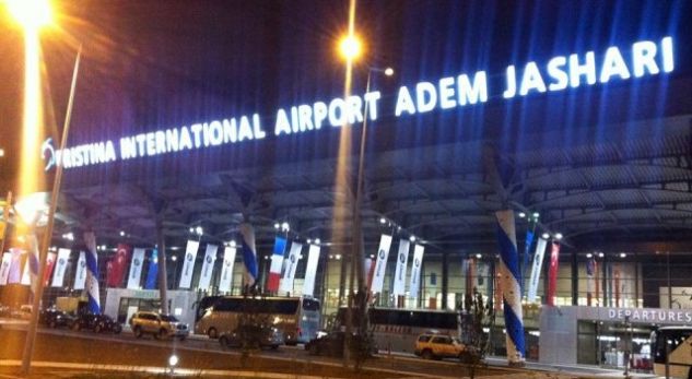 E TMERRSHME/ Nëna vdes në aeroport para këmbëve të djalit. Sapo e takoi…