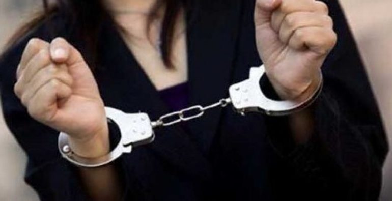 FALSIFIKIM DOKUMENTASH/ Si u arrestua NOTERJA në Shkodër për “shpërdorim detyre” (EMRI)