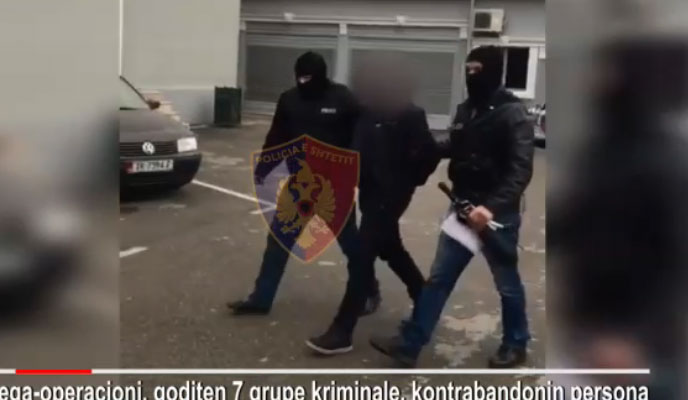 DALIN PAMJET/ Si u prangosën 39 shqiptarët, pjestarët e 7 BANAVE TE VIZAVE, gjatë mega operacionit të Policisë
