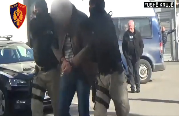 Trafikim i lëndëve narkotike/ Prej kohësh në kërkim, arrestohet 58 vjeçari nga Lezha (EMRI)