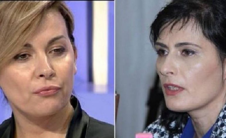 RRJETI NDIZET KUNDER Rovena Gashit pas zbulimit të 16 pronave dhe deklaratës se ka borxhe. Ja si e “masakrojnë” (KOMENTET)