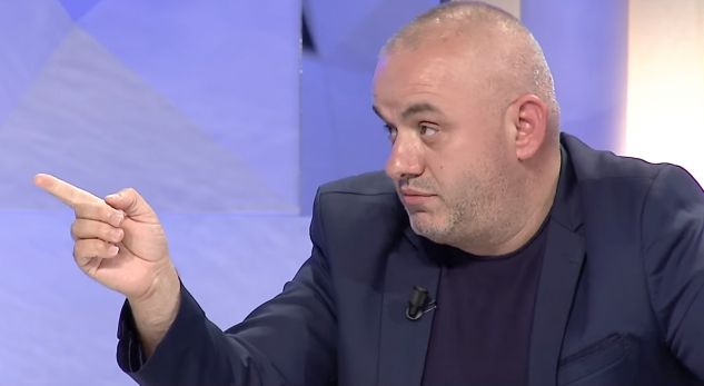 ARTAN HOXHA: Sot ka gazetarë shumë të pasur, nuk i justifikojnë vilat 1 milionë euroshe me rrogën që kanë