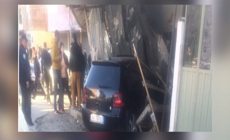 AKSIDENTI NE DURRES/ U përplas teksa ecte me biçikletë, identifikohet viktima, ishte 33-vjeç