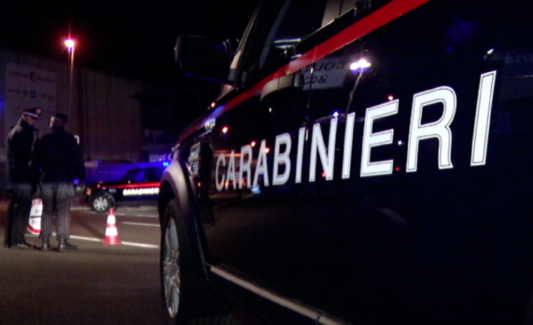 DROGUAN DHE PËRDHUNUAN ITALIANEN/ Policia PRANGA dy kamarierëve shqiptarë. Ishin duke…