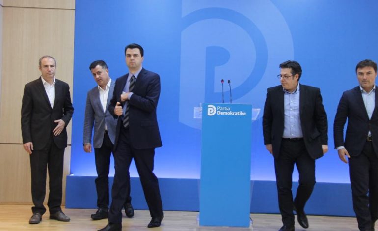 Nuk justifikoi dot pasurinë prej 92 milionë lekësh, PD i del në mbrojtje gjyqtarit Lulo: Vettingu në duart e…
