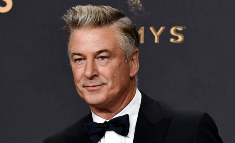 Trump akuza ndaj Alex Baldwin, pas imitimeve me figurën e tij