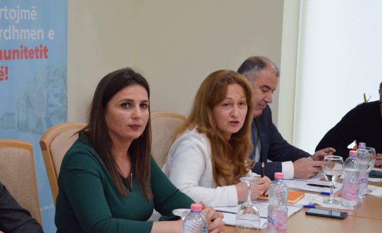 RISIA E GUXIMSHME/ Bashkia e Urës Vajgurore prezanton sistemin “e-Bashkia” (FOTO)
