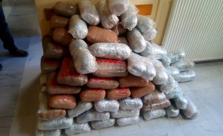 VLORE/ Gjenden 700 KG KANABIS në Gjirin e Bristanit, ishte fshehur në çanta dhe do të dërgohej…