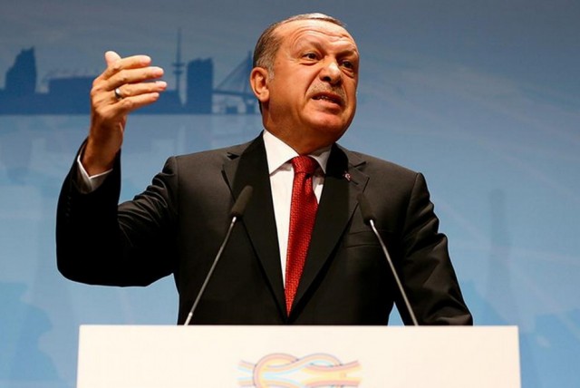 Erdogan kërcënon Greqinë: Pyesni gjyshërit, kujtoni historinë, do t’ju bëjmë…