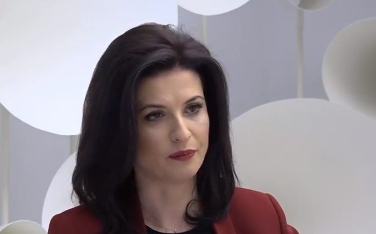 Shkarkimi i gjyqtarit të Kushtetueses, flet për herë të parë Ministrja e Drejtësisë: Ai nuk ka justifikuar…