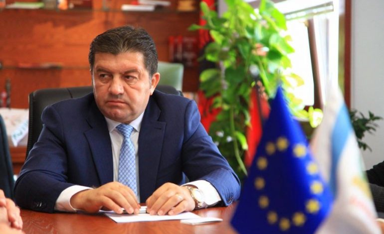 SKANDALI ME PRONAT/ Gjykata e Shkodrës lë në masën “Arrest shtëpie” Fran Frrokajn pas apelimit të vendimit