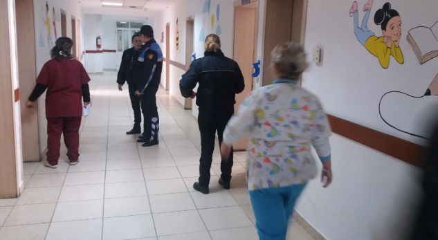 13 vjeçarja vdiq në shtëpi nga FRUTHI/ Tri fëmijët e tjerë ndodhen në QSUT, dyshohet se ata…