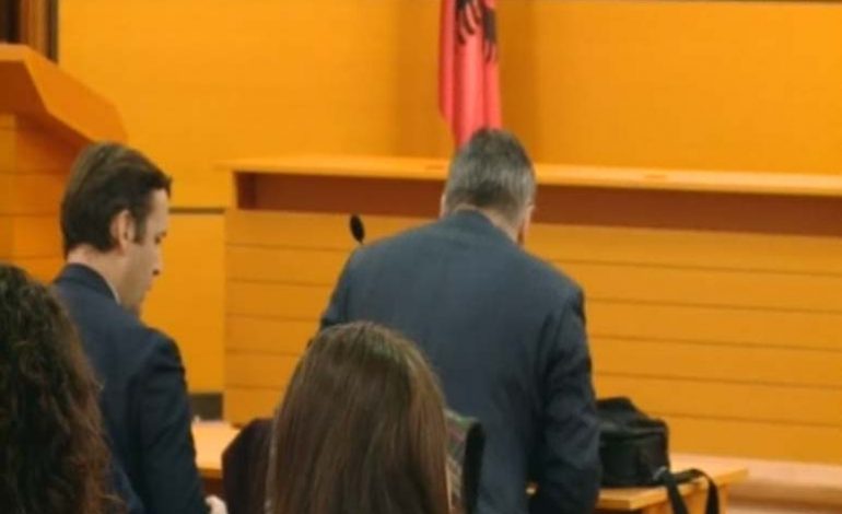 Procedim disiplinor pas vlerësimit nga ONM, Komisioneri Publik kërkon të mbrohet me avokat
