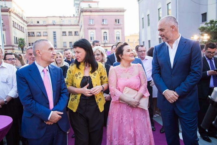 Ministri i ri i Jashtëm/ A po paralajmëron opozita një luftë të re dekretesh mes Presidentit dhe Kryeministrit?