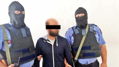 Ndalimi i dy iranianëve të dyshuar si terroristë: Jemi gazetarë. Kemi ardhur me…