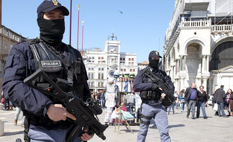 KOKAINE dhe MIJERA EURO me vete, prangoset shqiptari në Itali. Policia i gjeti…
