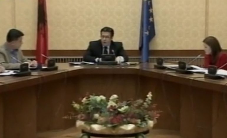 Komisioni hetimor për “Tahirin”/ Sekretare zgjidhet deputetja e PS, “përplasje” për mbledhjen e radhës