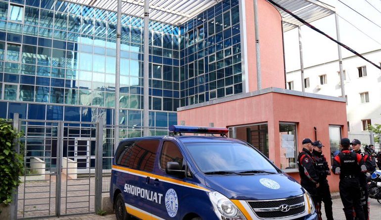 30 DOSJE të “nxehta”/ Gjykata e Krimeve të Rënda shpall moskompetencën dhe… (VIDEO)
